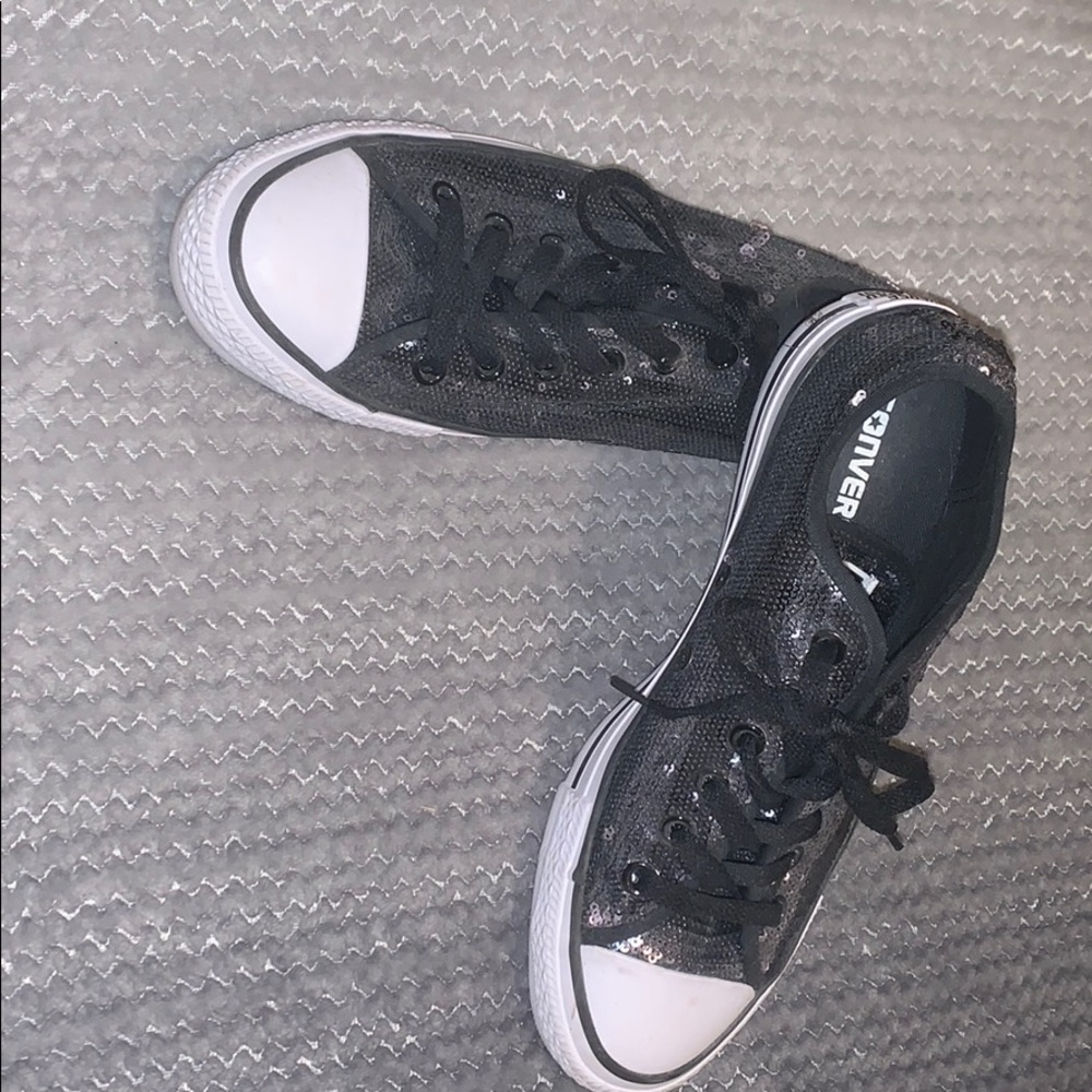 Black Sequence Converse